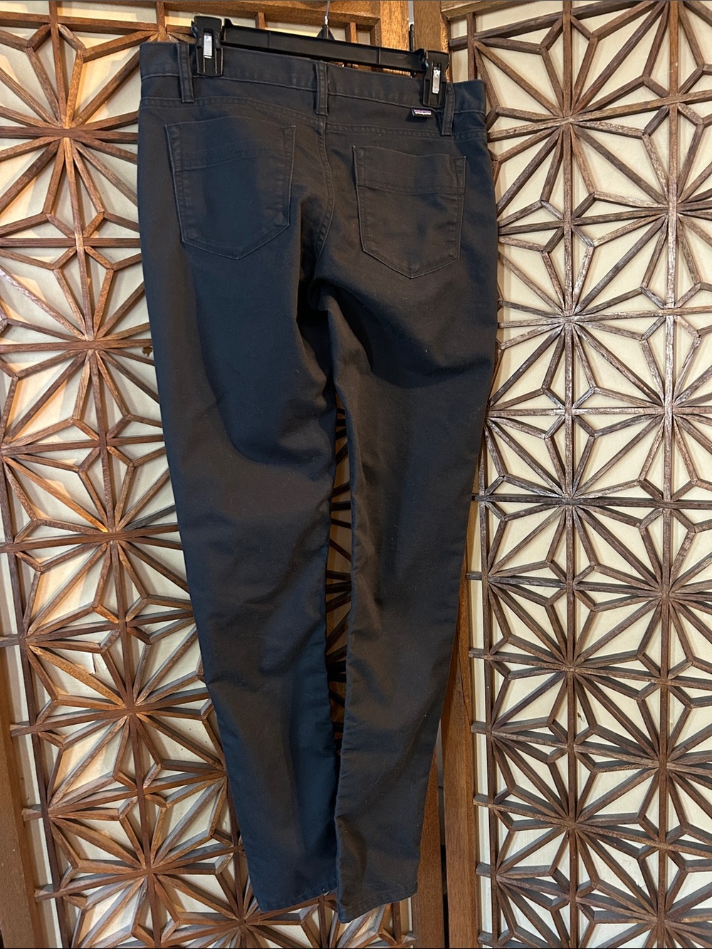 Patagonia Straight Leg Pants in dark grey size 4